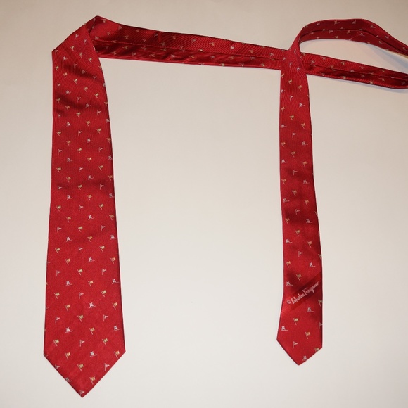 Men's SALVATORE FERRAGAMO classic silk neck tie. - Picture 5 of 8